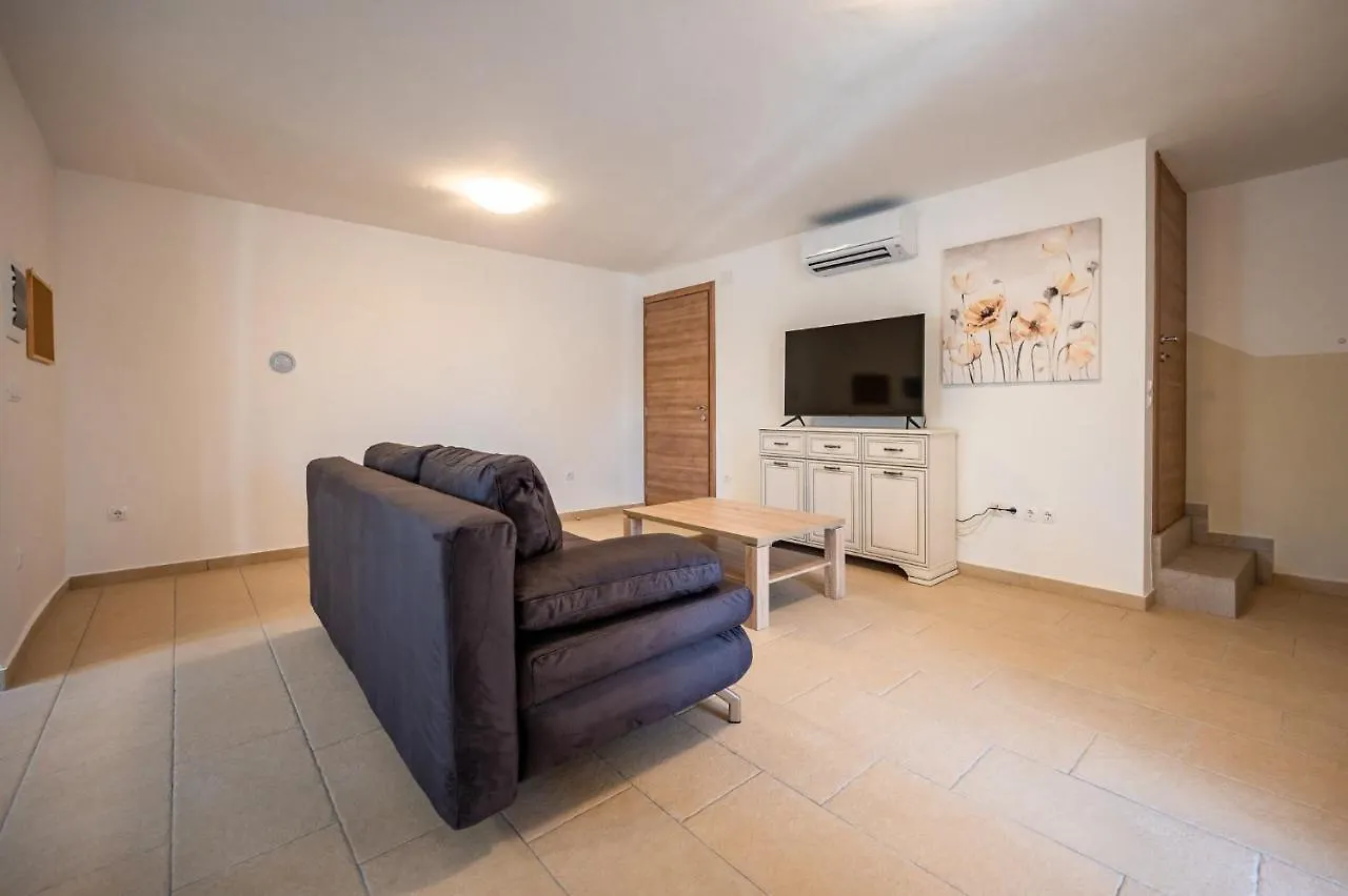 Apartman Vito Pomer 0*,